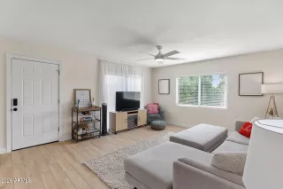 Photo #3: 6985961 Listing 