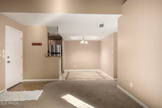 Photo #5: 6986486 Listing 