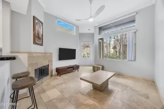 Photo #2: 6986521 Listing