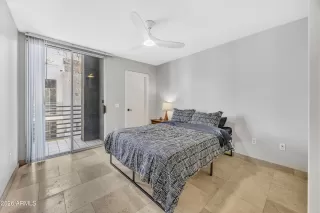 Photo #5: 6986521 Listing