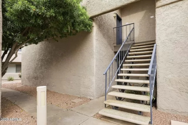 MLS: 6986526 Condo For Sale