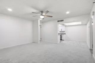 Photo #5: 6986526 Listing 