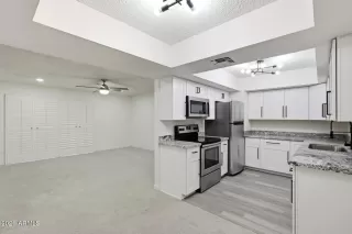 Photo #6: 6986526 Listing 