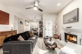 Photo #3: 6986534 Listing 