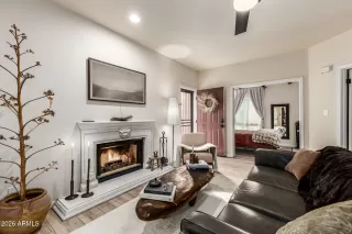 Photo #6: 6986534 Listing 