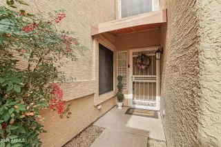 Photo #4: 6986556 Listing