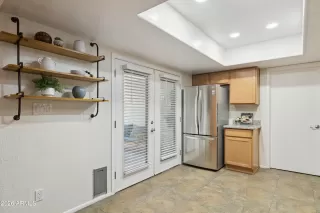 Photo #6: 6986610 Listing 