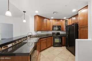 Photo #4: 6986698 Listing 