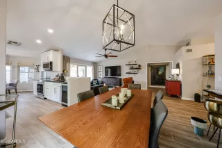 Photo #4: 6986813 Listing 