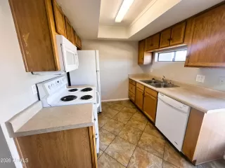 Photo #4: 6986978 Listing 