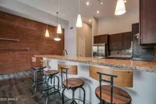 Photo #6: 6986982 Listing 