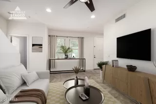 Photo #4: 6987091 Listing 