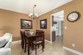 Photo #4: 6987121 Listing