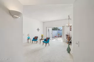 Photo #4: 6987148 Listing 