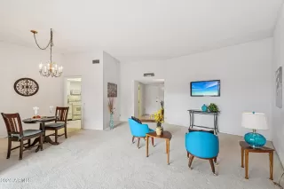 Photo #5: 6987148 Listing 