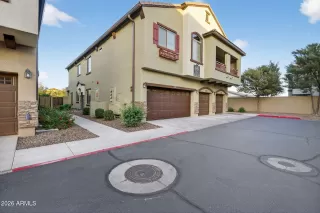 Photo #2: 6987174 Listing