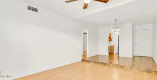 Photo #6: 6987186 Listing 