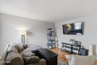 Photo #4: 6987193 Listing 