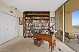 Photo #5: 6987211 Listing