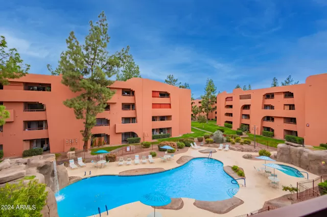 MLS: 6987320 Condo For Sale