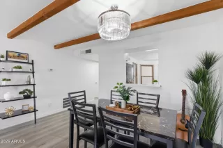 Photo #6: 6987326 Listing