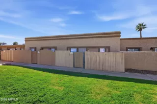 Photo #3: 6987393 Listing