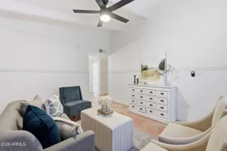 Photo #6: 6987393 Listing