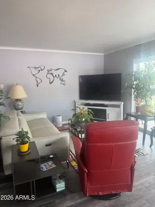 Photo #5: 6987476 Listing