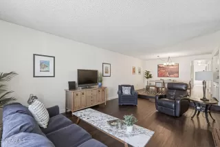 Photo #4: 6987506 Listing 