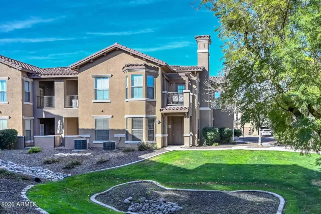 MLS: 6987568 Condo For Sale