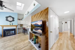 Photo #1: 6987604 Listing 