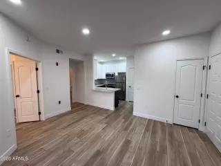 Photo #4: 6987631 Listing 