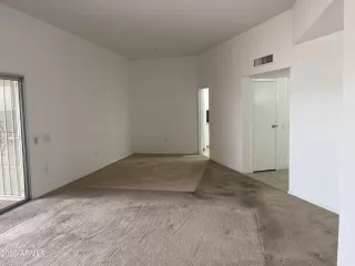 Photo #2: 6987683 Listing 