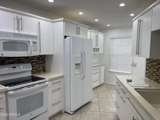 Photo #3: 6987683 Listing 