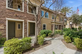 Photo #2: 6987701 Listing