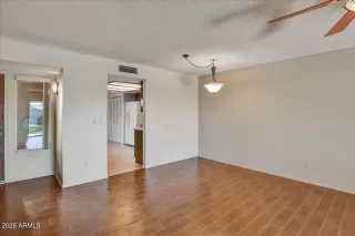 Photo #3: 6987776 Listing 