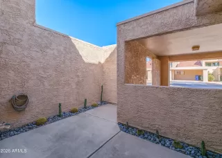 Photo #4: 6987784 Listing