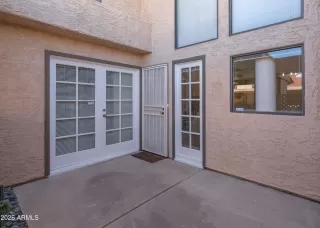 Photo #5: 6987784 Listing