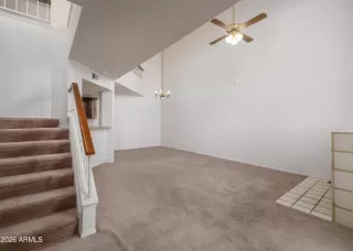 Photo #6: 6987784 Listing