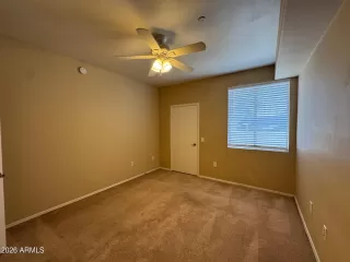 Photo #5: 6987816 Listing