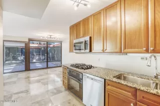 Photo #4: 6987824 Listing 