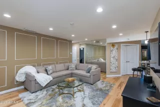 Photo #1: 6987880 Listing 