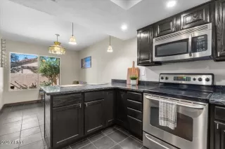 Photo #6: 6987921 Listing