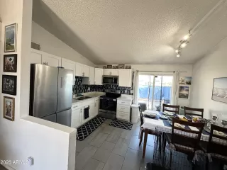 Photo #3: 6988012 Listing 