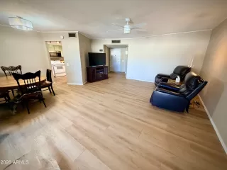 Photo #4: 6988032 Listing 