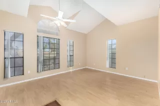 Photo #1: 6988046 Listing 