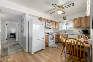 Photo #5: 6988109 Listing