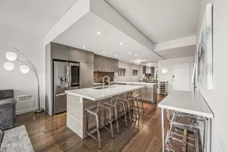 Photo #2: 6988141 Listing 