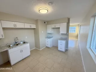 Photo #6: 6988233 Listing 