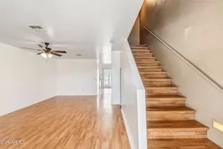 Photo #4: 6988275 Listing 